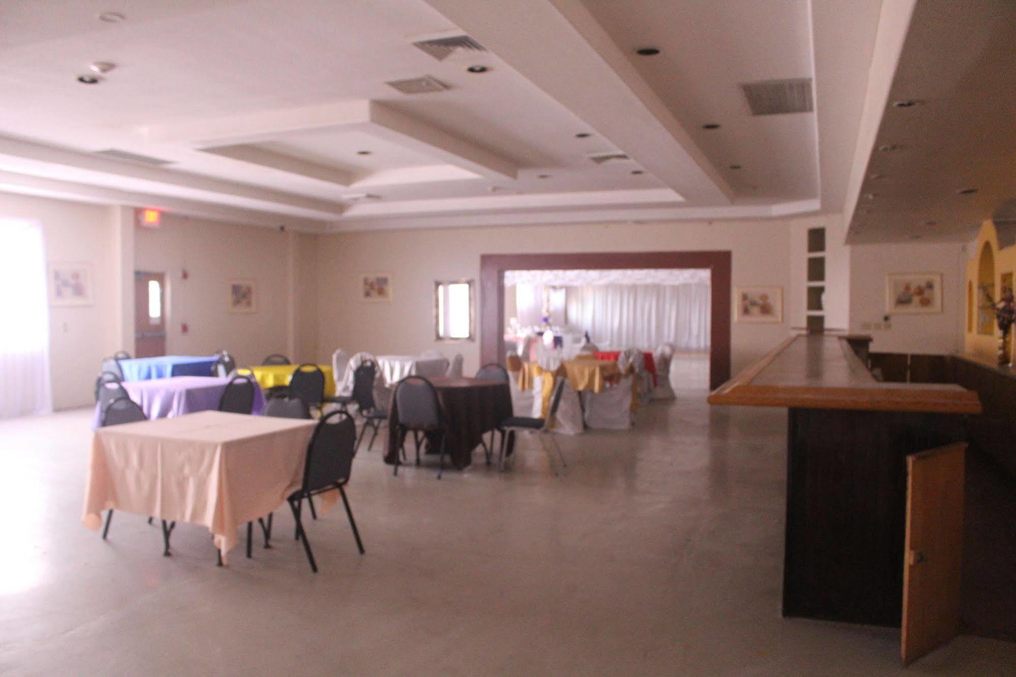 Fortuna Inn And Suites Тусон Екстериор снимка